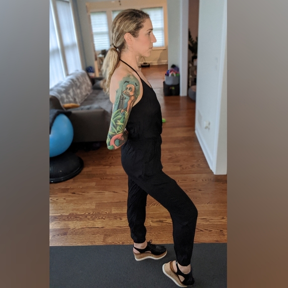 Jumpsuit with POCKETS - Picture 2 of 4